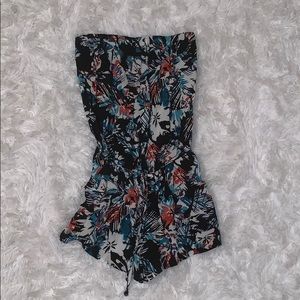 Abstract romper